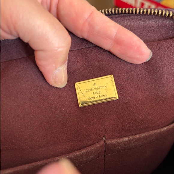 SOLD DO NOT BUY Louis Vuitton Amarante Monogram Vernis Melrose Bag Burgundy - Picture 16 of 16